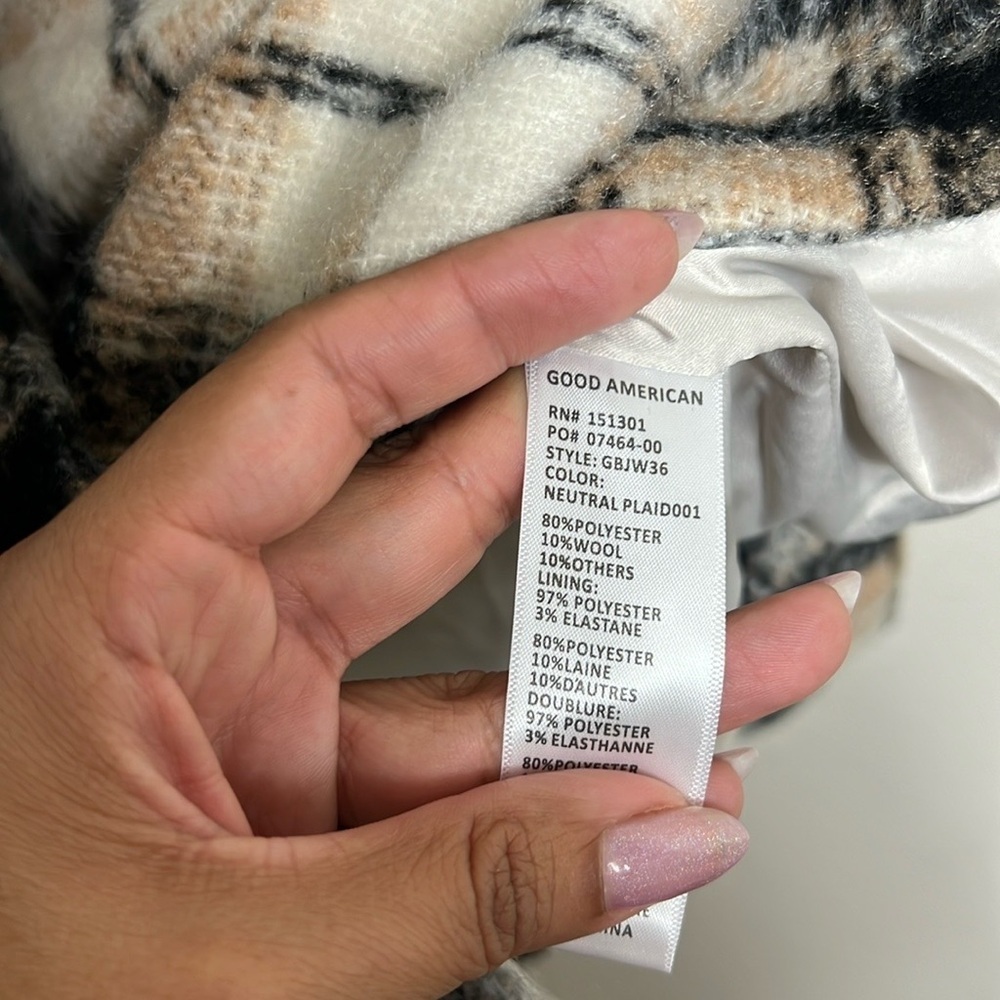 Good American Oversized Plaid Shacket - Picture 7 of 7
